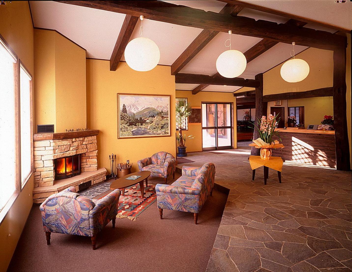 Hakuba Alpine Hotel Экстерьер фото