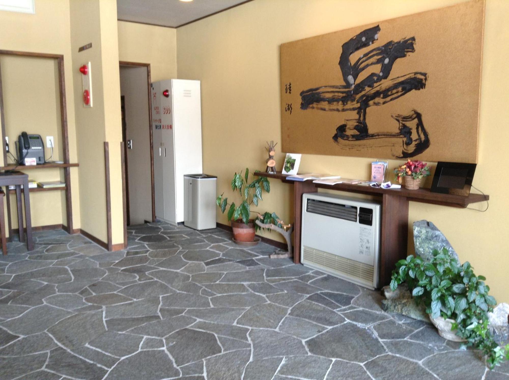 Hakuba Alpine Hotel Экстерьер фото